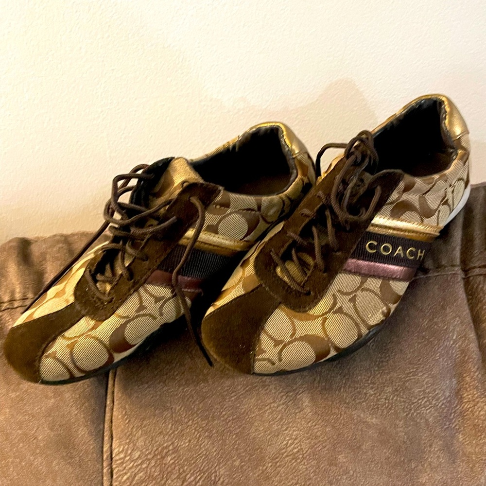 Size 8 Coach Tie Ups